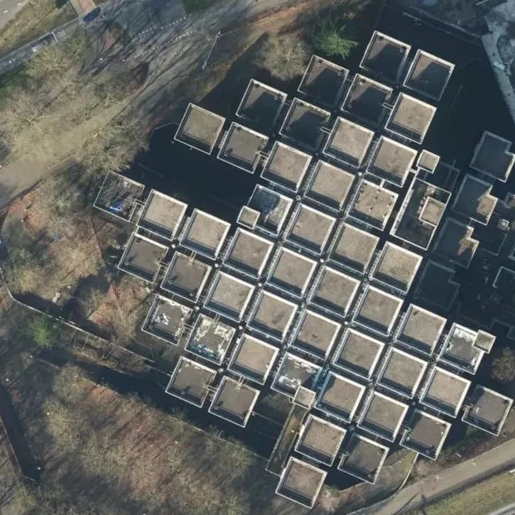 Verlaten Kantoorpand