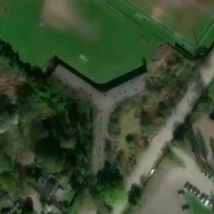 Verlaten  Bedrijfspand