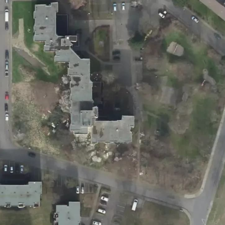 Verlaten Appartementen Complex	